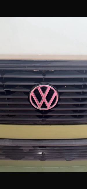 1983 Volkswagen T25 — photo 4 of 13