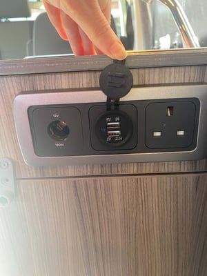2024 Volkswagen T6.1 Campervan — photo 17 of 18