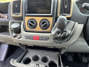 2008 Bessacarr E460 — photo 12 of 42
