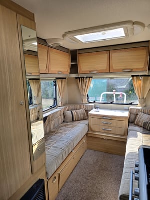 2008 Bessacarr E460 — photo 13 of 42