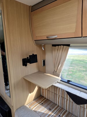 2008 Bessacarr E460 — photo 23 of 42