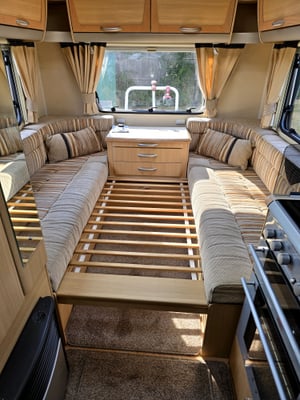 2008 Bessacarr E460 — photo 39 of 42
