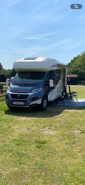 2015 Auto-Trail Tracker EKS — photo 5 of 22