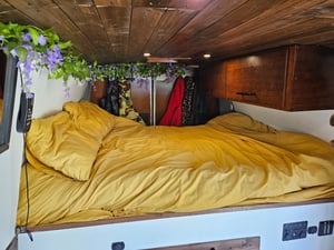 Renault Master LWB Campervan — photo 3 of 34
