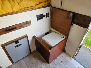 Renault Master LWB Campervan — photo 29 of 34