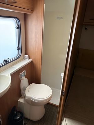Auto-Trail Tribute 715 2014 — photo 15 of 20