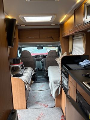 Auto-Trail Tribute 715 2014 — photo 17 of 20
