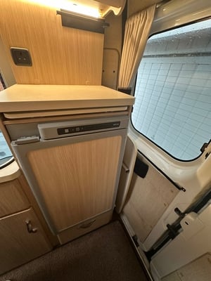 2014 Peugeot Boxer — photo 8 of 12