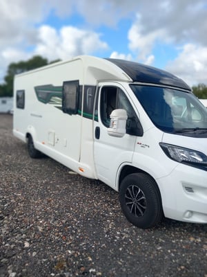 2018 Swift Bessacarr 494 — photo 16 of 17