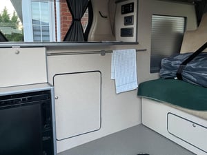 2010 Toyota Vellfire converted Vellfire — photo 14 of 17