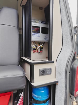 2021 Volkswagen T6.1 Campervan — photo 11 of 14