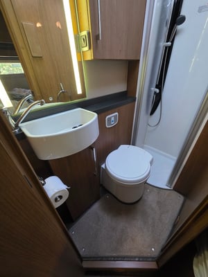 2013 Auto-Trail Cherokee — photo 44 of 55