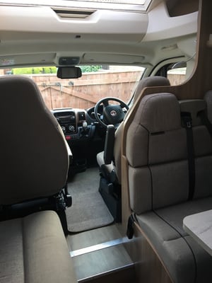 2017 Swift Bessacarr 496 — photo 3 of 13