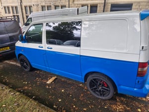 Volkswagen T5 Campervan  — photo 3 of 7