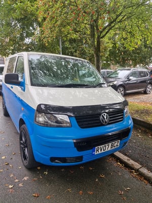 Volkswagen T5 Campervan  — photo 2 of 7