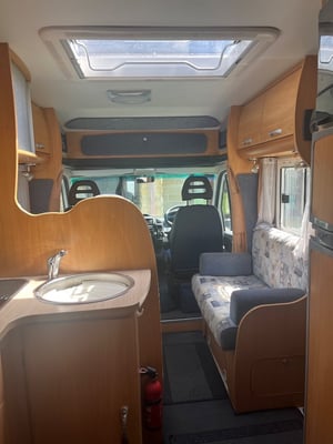 2006 Chausson Welcome 85 — photo 2 of 23