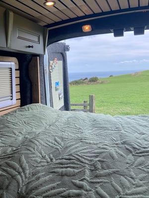 2022 Ford Transit — photo 22 of 29
