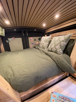 2022 Ford Transit — photo 7 of 29