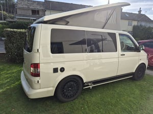 2015 Volkswagen Camper King — photo 21 of 23