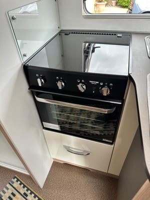 2020 Burstner Ixeo I — photo 10 of 60