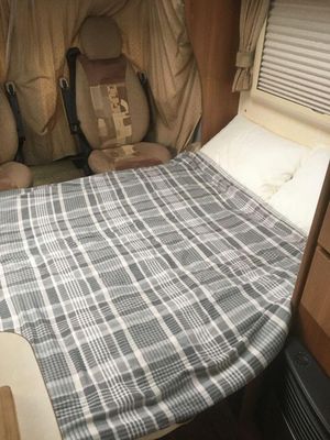 2009 Autosleeper Nuevo II — photo 13 of 13