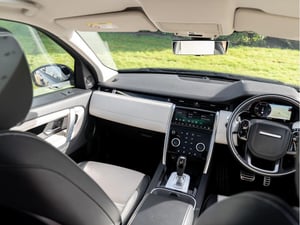 2020 Land Rover Discovery Sport 2.0 — photo 5 of 106