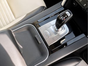 2020 Land Rover Discovery Sport 2.0 — photo 17 of 106