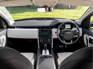 2020 Land Rover Discovery Sport 2.0 — photo 25 of 106