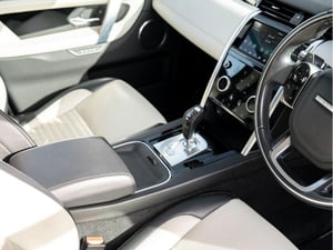 2020 Land Rover Discovery Sport 2.0 — photo 36 of 106