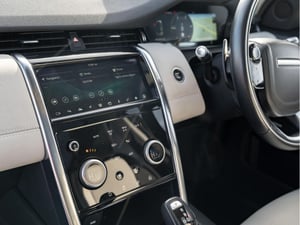 2020 Land Rover Discovery Sport 2.0 — photo 50 of 106