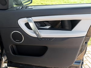 2020 Land Rover Discovery Sport 2.0 — photo 63 of 106