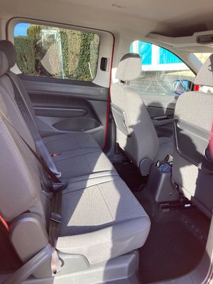 2023 VOLKSWAGEN Caddy California — photo 14 of 28
