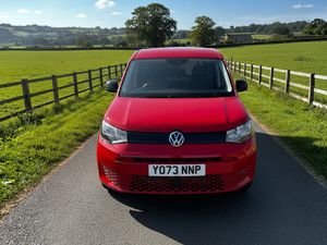 2023 VOLKSWAGEN Caddy California