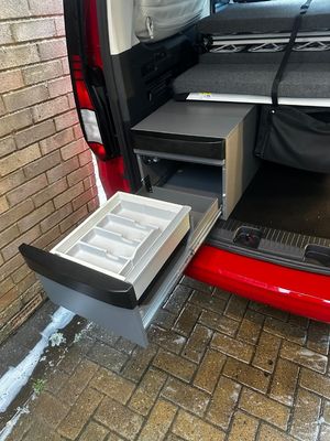2023 VOLKSWAGEN Caddy California — photo 27 of 28