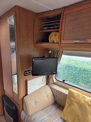 2006 Bessacarr E465 — photo 16 of 24