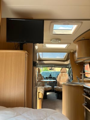 2010 Bessacarr 560 — photo 6 of 29