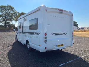 2010 Bessacarr 560 — photo 4 of 29