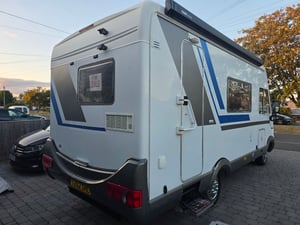 2005 Hymer B544 — photo 2 of 15