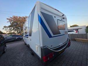 2005 Hymer B544 — photo 5 of 15