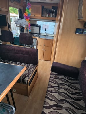 2005 Hymer B544 — photo 6 of 15