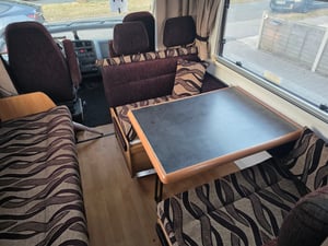 2005 Hymer B544 — photo 8 of 15