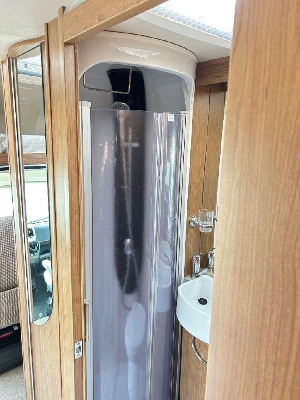 2017 Auto-Trail Apache 634 - Image 14