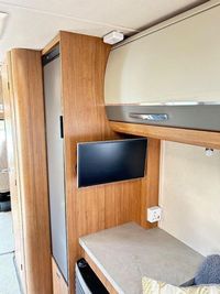 2017 Auto-Trail Apache 634 - Image 4