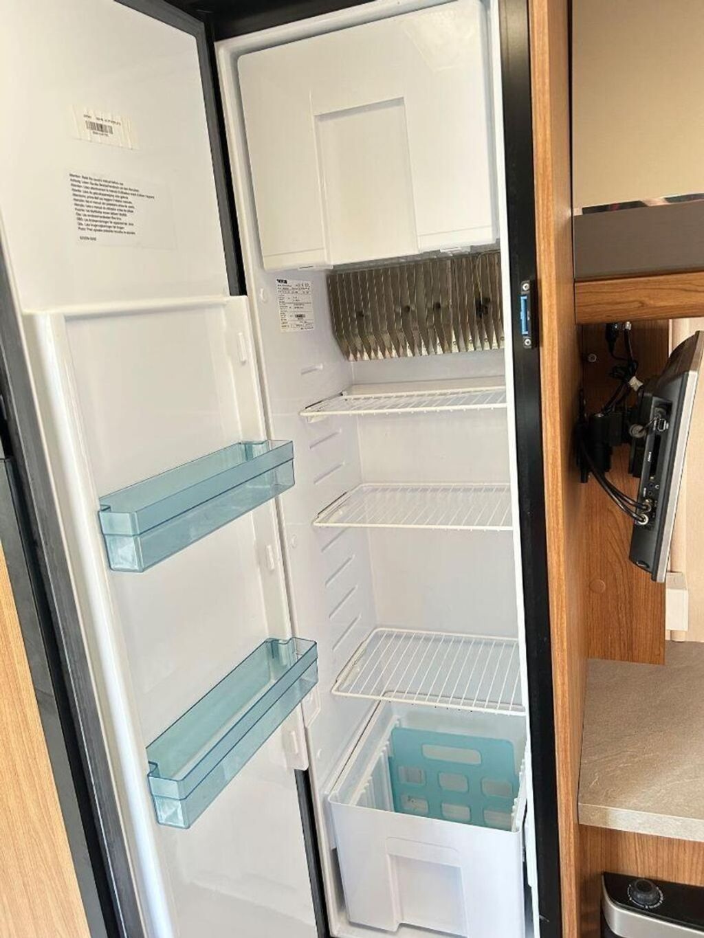 2017 Auto-Trail Apache 634 - Image 16