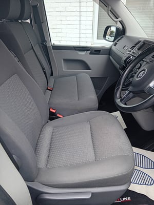2015 Volkswagen T5 Campervan — photo 3 of 16