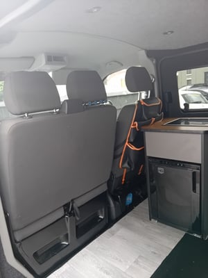 2015 Volkswagen T5 Campervan — photo 11 of 16