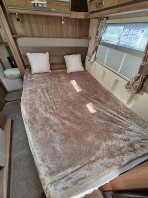 2019 Swift Bessacarr 584 — photo 15 of 24