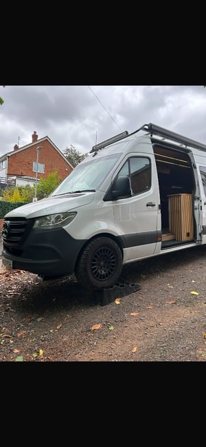 2020 Mercedes-Benz Sprinter — photo 21 of 21