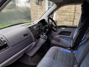 2005 Volkswagen T5 Campervan — photo 4 of 27