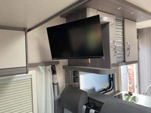 2022 Hobby Optima On Tour Edition — photo 23 of 32